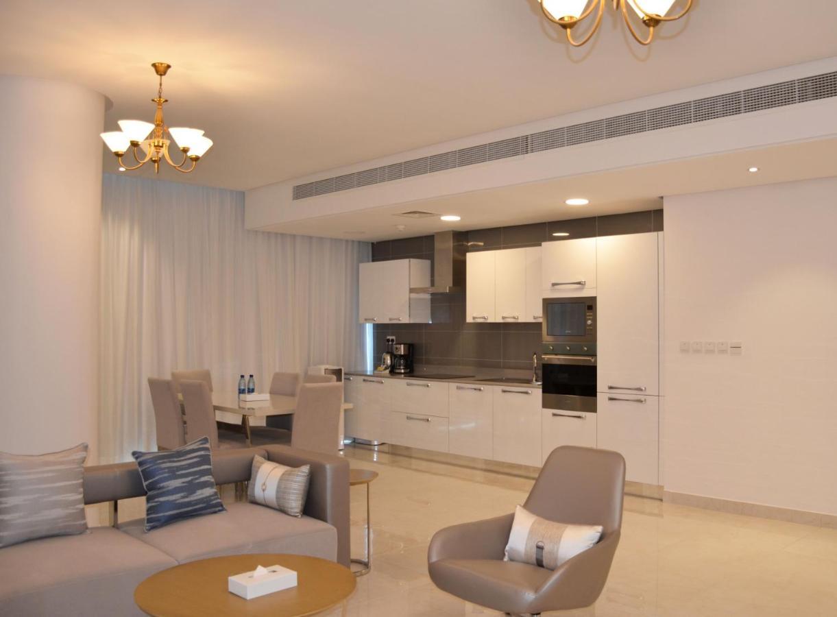 The Lodge Suites Manama Eksteriør billede